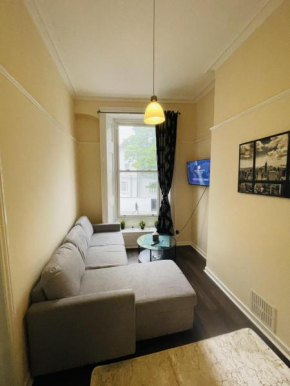 Captivating 2-Bed Apartment in London Paddington
